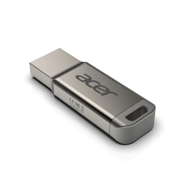 UM310 SuperSpeed USB 3 2 Gen 1 Flash Drive 32GB